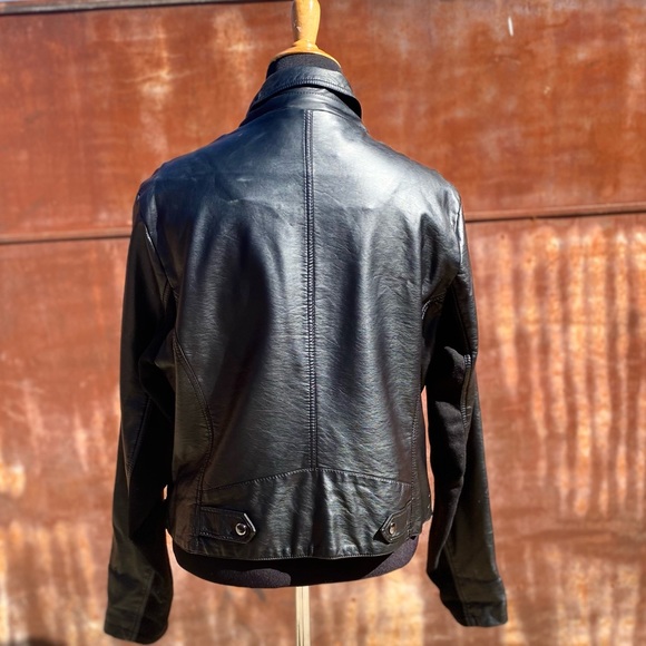 Leather Jacket - Picture 5 of 16
